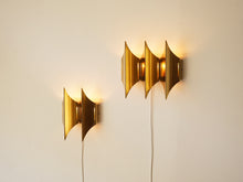 画像をギャラリービューアに読み込む, Bent Karlby Gothic Lyfa ベント カールビー ゴシック リーファ 北欧ヴィンテージ ブラケットライト ウォールランプ の点灯イメージ 2個
