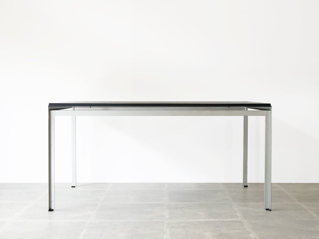 Poul Kjærholm  Academy table Rud Rasmussen 黒いワークデスク ポール・ケアホルム アカデミーテーブル ルド・ラスムッセン ヴィンテージ