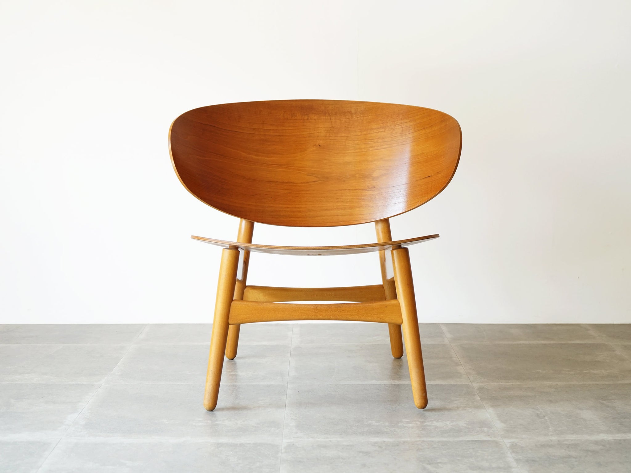 Hans J. Wegner（ハンス・J・ウェグナー ）商品一覧 / 北欧