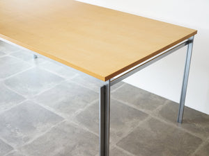 ポールケアホルム テーブル フリッツハンセン Poul Kjærholm PK55 Table Fritz Hansen PK55テーブルのスチールの角を上から