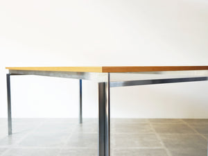 ポールケアホルム テーブル フリッツハンセン Poul Kjærholm PK55 Table Fritz Hansen PK55テーブルのスチールの脚