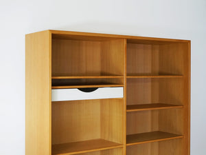 Børge Mogensen Wall unit of oak ボーエモーエンセン 本棚 ウォールユニット 収納棚 白い引き出し付き