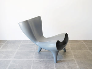 Marc Newson Orgon chair grey マークニューソン　オルゴンチェア グレー 椅子のやや上から