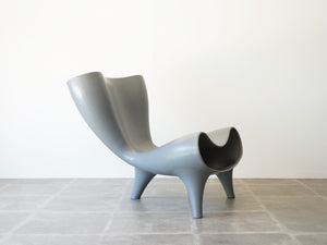Marc Newson Orgon chair grey マークニューソン　オルゴンチェア グレー 椅子の側面
