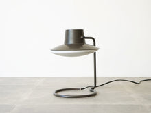 画像をギャラリービューアに読み込む, Arne Jacobsen Louis Poulsen Oxford Lamp アルネ ヤコブセン ルイス ポールセン オックスフォード 北欧ヴィンテージ テーブルランプ
