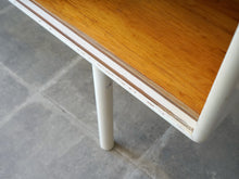 画像をギャラリービューアに読み込む, Danish cabinetmaker Tall sideboard
