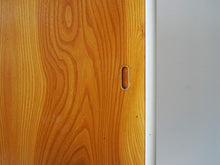 画像をギャラリービューアに読み込む, Danish cabinetmaker Tall sideboard
