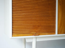 画像をギャラリービューアに読み込む, Danish cabinetmaker Tall sideboard
