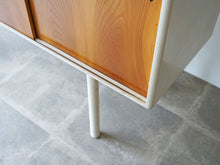 画像をギャラリービューアに読み込む, Danish cabinetmaker Tall sideboard
