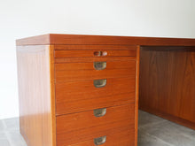 画像をギャラリービューアに読み込む, Børge Mogensen Model BM66 Desk
