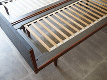 画像をギャラリービューアに読み込む, Hans J Wegner Getama ハンス ウェグナー ゲタマ  ダブルベッド 北欧ヴィンテージ チーク材 ベッド
