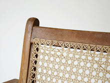 画像をギャラリービューアに読み込む, マホガニー材と籐のイージーチェアのフレーム
