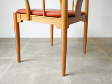 画像をギャラリービューアに読み込む, Hans J Wegner The China Chair Model 4283 Fritz Hansen ハンス ウェグナー チャイナチェア  フリッツハンセン 北欧ヴィンテージ ダイニングチェアの脚
