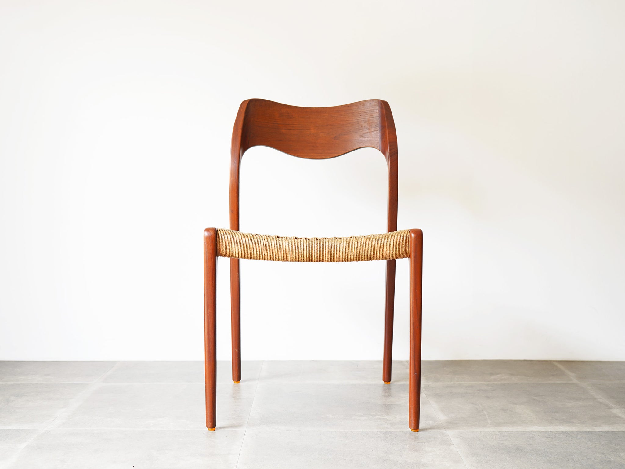 Niels O. Møller（ニールスO.モラー）Model 71 チェア チークと