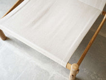 画像をギャラリービューアに読み込む, Danish design Easy chair with canvas デンマークデザイン キャンバス生地張り  北欧ヴィンテージ イージチェア 座面とフレーム
