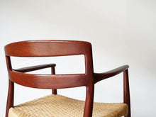 画像をギャラリービューアに読み込む, Ejner Larsen Aksel Bender Madsen Willy Beck アイナー ラーセン アクセル ベンダー マッセン ヴィリーベック 籐編み チークアームチェアの背面

