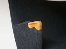 画像をギャラリービューアに読み込む, Hans J. Wegner “AP20” Sofa
