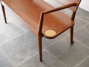 フリッツハンセン1940〜1950年代ビンテージのベンチ Fritz Hansen wood vintage Bench 木製の長椅子 ベンチの肘掛けと座面に真鍮の飾り
