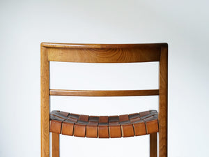 マグナス・ステフェンセンのレザー編みのチェア Magnus L Stephensen Chair by Søren Willadsen 北欧ヴィンテージの椅子の背面