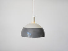 画像をギャラリービューアに読み込む, Finn Juhl Two-tone pendant light -large-
