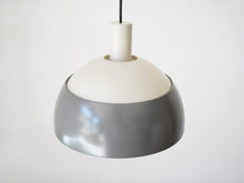 画像をギャラリービューアに読み込む, Finn Juhl Two-tone pendant light -large-
