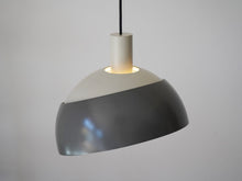 画像をギャラリービューアに読み込む, Finn Juhl Two-tone pendant light -large-
