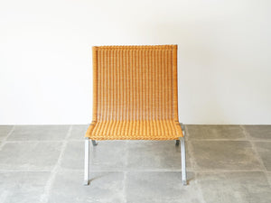 ポール・ケアホルム ラウンジチェアPk22 EKC製ヴィンテージ Poul Kjærholm PK22 Chair ケアホルムの椅子の正面やや上から