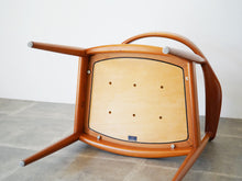 画像をギャラリービューアに読み込む, Hans J Wegner  JH503 Johannes Hansen ハンスJウェグナ ザチェア マホガニー レザー 北欧ヴィンテージ チェアの裏面
