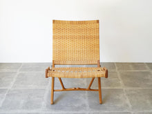 画像をギャラリービューアに読み込む, Hans J Wegner JH512 Johannes Hansen ハンスJウェグナー ヨハネスハンセン フォールディングチェア 折りたたみチェア オーク 椅子の正面やや上から

