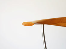 画像をギャラリービューアに読み込む, ハンスJウェグナー アームチェア ビンテージ PPモブラーHans J Wegner PP701 チェア アッシュ レザー ウェグナーの椅子のアーム先端
