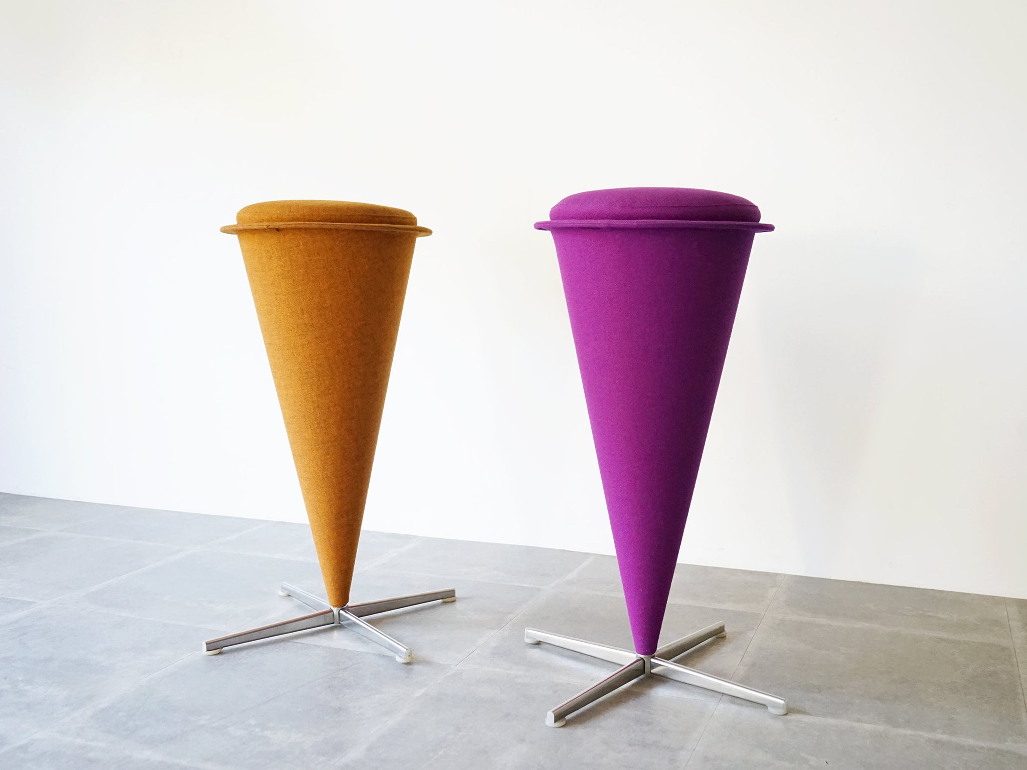 Verner Panton（ヴェルナー・パントン）パントンチェア “Panton Chair