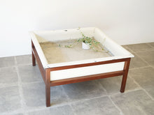 画像をギャラリービューアに読み込む, Danish Design Planter Cuban Mahogany Zinc デンマークデザイン キューバンマホガニー 亜鉛 プランター 植木鉢 1930年代  北欧ヴィンテージ家具 フラワーボウルと植物
