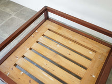 画像をギャラリービューアに読み込む, Danish Design Planter Cuban Mahogany Zinc デンマークデザイン キューバンマホガニー 亜鉛 プランター 植木鉢 1930年代  北欧ヴィンテージ家具 フラワーボウル フレームの上から
