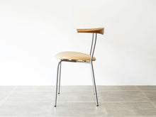 画像をギャラリービューアに読み込む, Hans J Wegner Johannes Hansen JH701 ハンス J ウェグナー ヨハネス ハンセン 北欧ヴィンテージ アームチェアの側面
