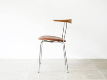 画像をギャラリービューアに読み込む, Hans J Wegner Johannes Hansen JH701 ハンス J ウェグナー ヨハネス ハンセン 北欧ヴィンテージ アームチェアの側面
