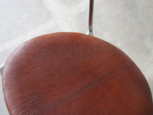 画像をギャラリービューアに読み込む, Hans J Wegner Johannes Hansen JH701 ハンス J ウェグナー ヨハネス ハンセン 北欧ヴィンテージ アームチェア 座面の革
