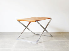画像をギャラリービューアに読み込む, Poul Kjærholm PK91 Folding stool
