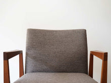 画像をギャラリービューアに読み込む, フィンユール ボヴィルケチェア Finn Juhl Bovirke arm chair フィンユールの椅子の背もたれ グレーの椅子
