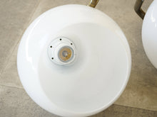 画像をギャラリービューアに読み込む, Vilhelm Lauritzen Louis Poulsen VL Bracket Lamp ヴィルヘルム ラウリッツェン ルイス ポールセン ブラケットランプオパールガラス 真鍮  ウォールランプ シェードと電球
