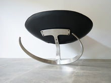 画像をギャラリービューアに読み込む, Jørgen Kastholm Preben Fabricius Scimitar Chair Ivan Schlechter ヨルゲン カストホルム プレバン ファブリシャス シミターチェア イヴァン シュレクター 革張り ラウンジチェアの裏面
