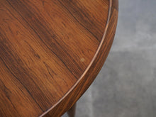 画像をギャラリービューアに読み込む, アイヴァンAヨハンソン ブラジリアンローズウッドの丸テーブル コーヒーテーブル Ejvind A.Johansson Reversable Table 北欧デザインのローテーブル ブラジリアンローズウッドの木目　シミあり

