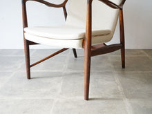 画像をギャラリービューアに読み込む, Finn Juhl Niels Vodder NV45 Chair Brazillian Rosewood フィン ユール ニルス ヴォッダー ブラジリアンローズウッド アームチェアの脚
