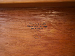 Hans J. Wegner(ハンスJウェグナー)AT15ローテーブルの裏面にあるANDR TUCKの刻印