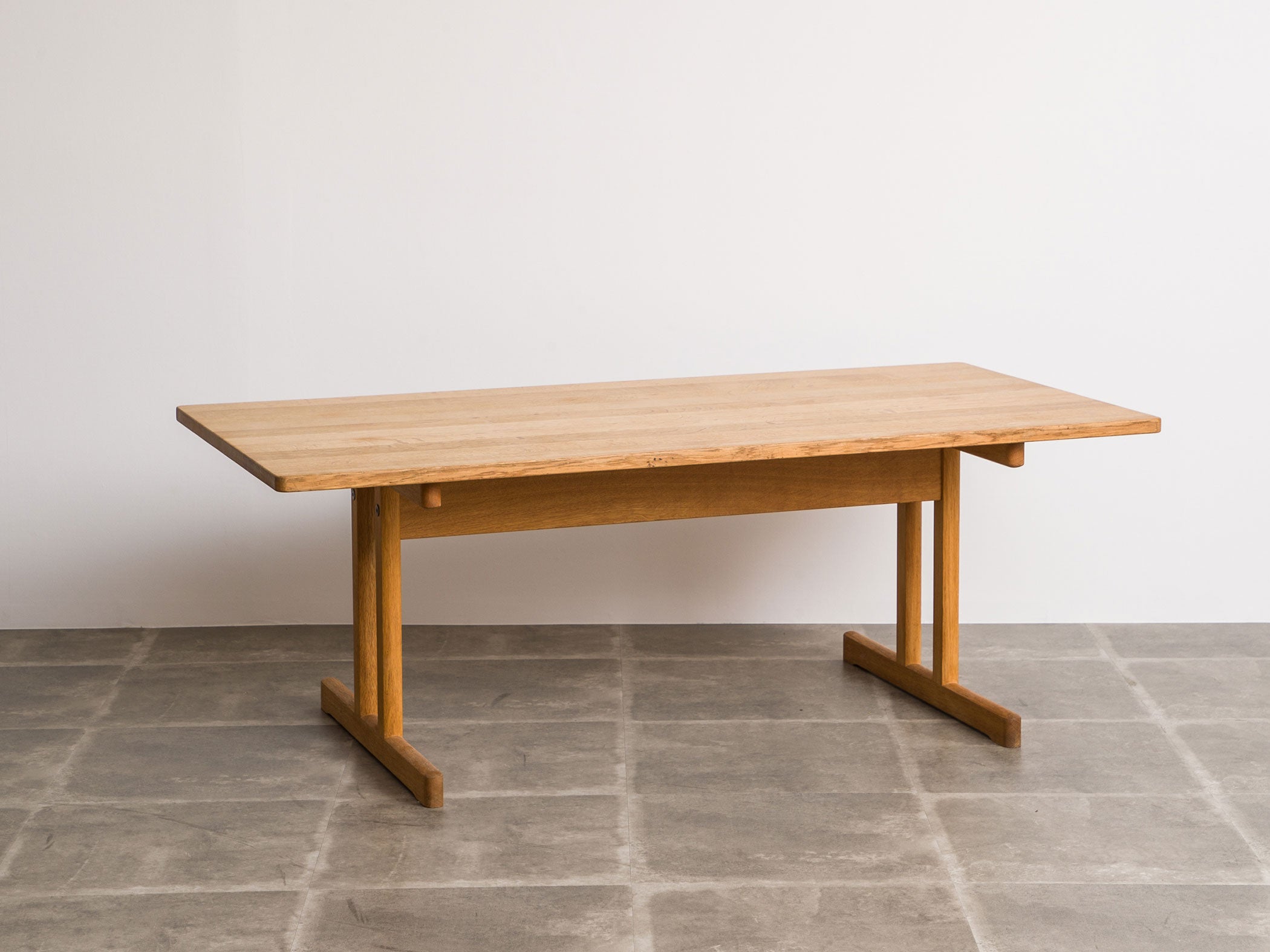 Børge Mogensen Model 5267 Table