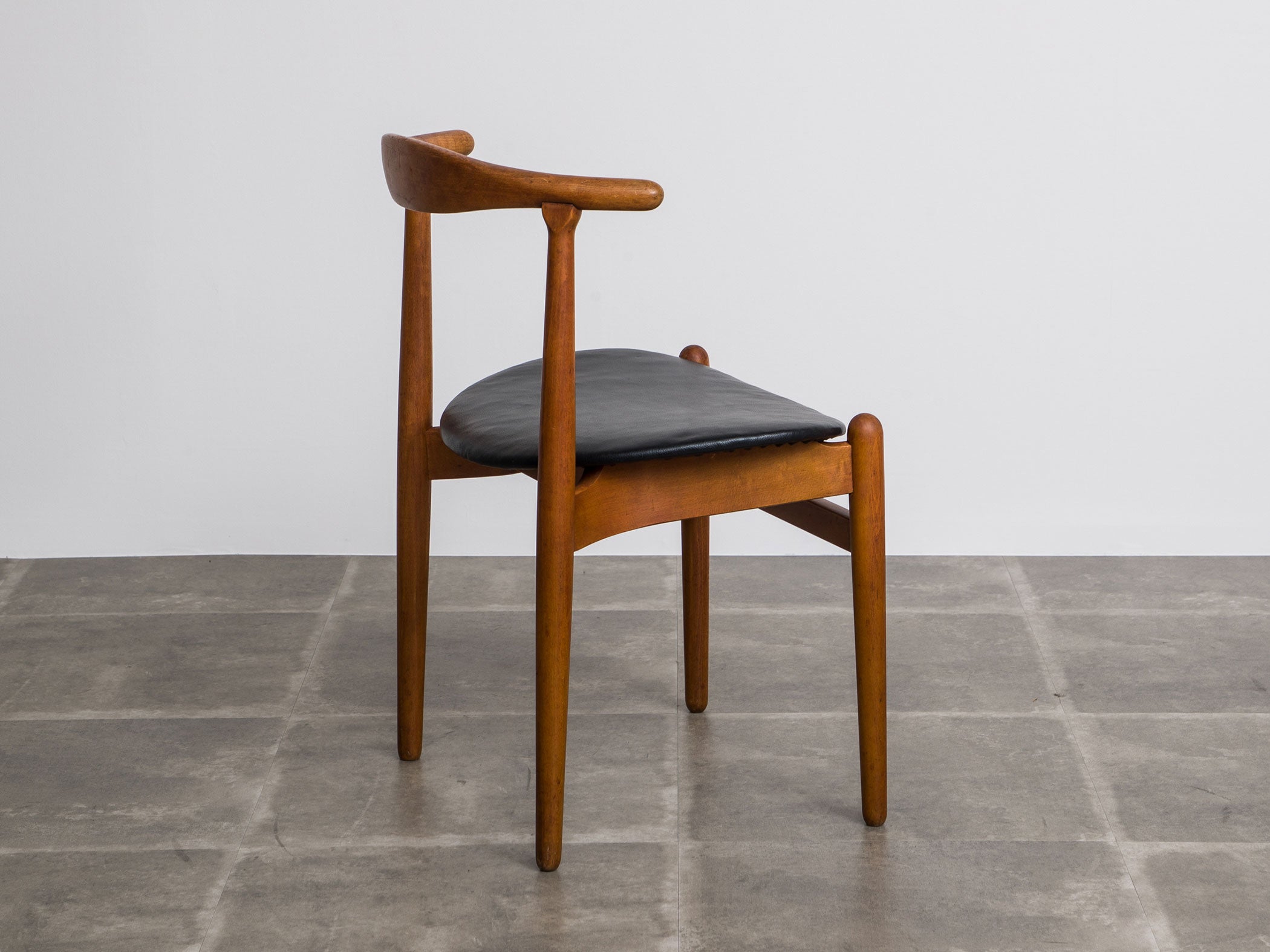 Hans J. Wegner（ハンス・J・ウェグナー) FH1934 チェア｜ 北欧