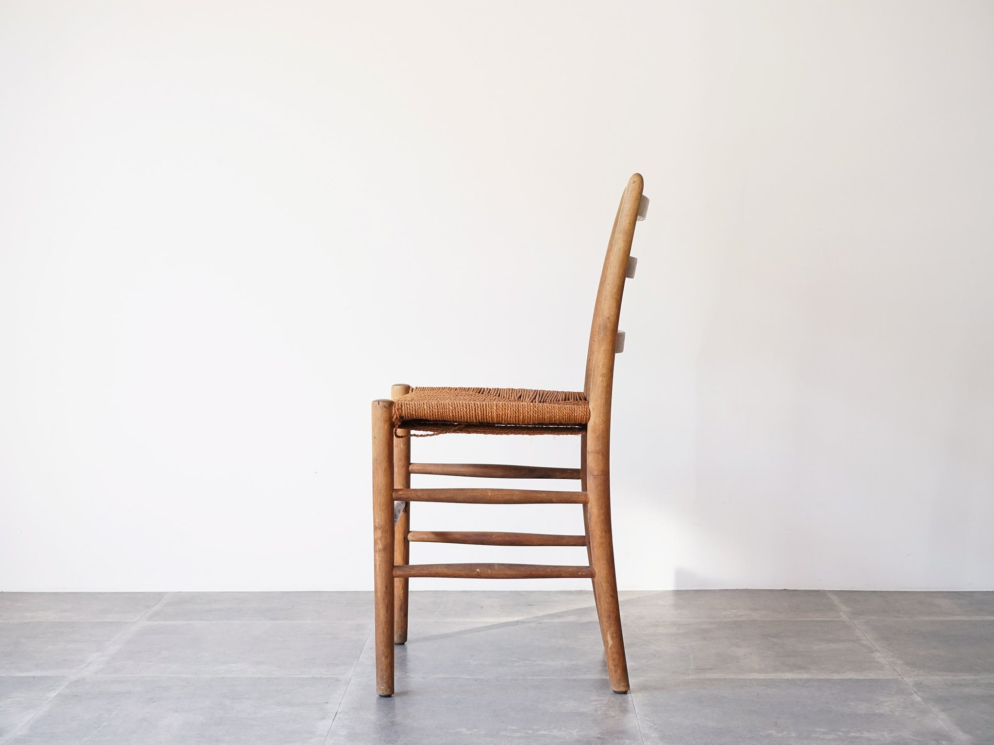 Arne Jacobsen（アルネ・ヤコブセン）1st chair for Novo ファースト 