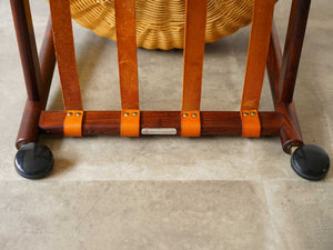 デンマークのソーイングテーブル(裁縫台)の足と革ベルト