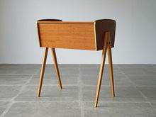 画像をギャラリービューアに読み込む, Danish furniture design  Sewing table
