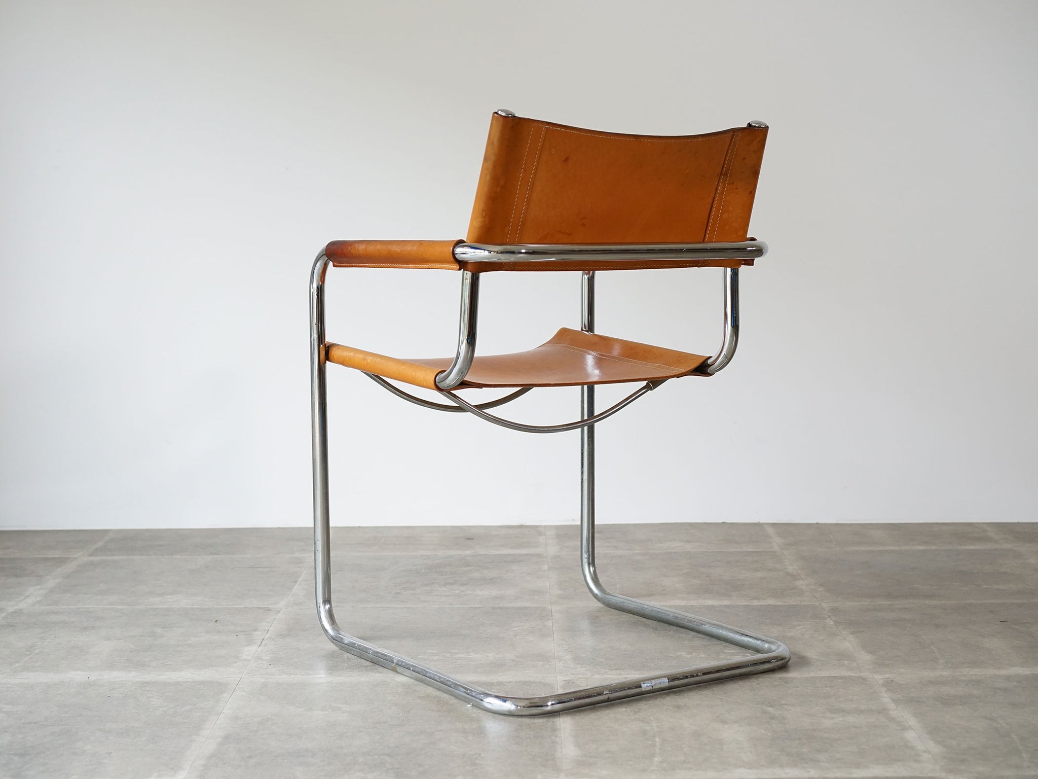 Marcel Breuer（マルセル・ブロイヤー）B34チェア ｜ ヴィンテージ家具 