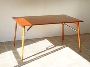 モーエンセンのテーブルの延長板なしの全体図